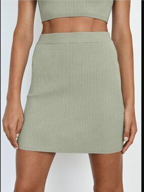 Aritzia Wilfred Reso Rib Knit Skirt Light Muted Green XS MSRP $78